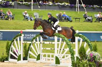 Carlee McCutcheon on Coco Mercedes Andrew Ryback Photography