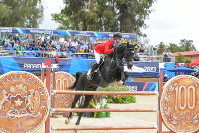 Caroline Pamukcu by Sarah Miller DSC 4041