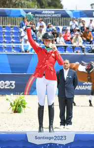 Caroline Podium by Sarah Miller DSC 4683