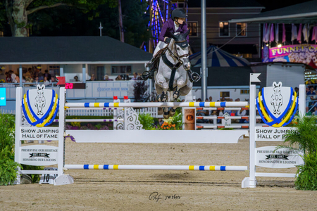 Charlotte Jacobs on Korbach van de Renger Phelps Spots
