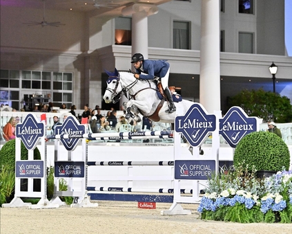 Daniel Bluman on Corbie V.V. Andrew Ryb ack