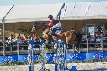 Zayna Rizvi and Exquise du Pachis Moura Tours